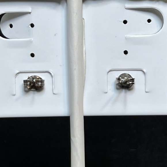 Vintage Sterling Silver And CZ Pierced Earrings (3779) - Picture 3 of 6